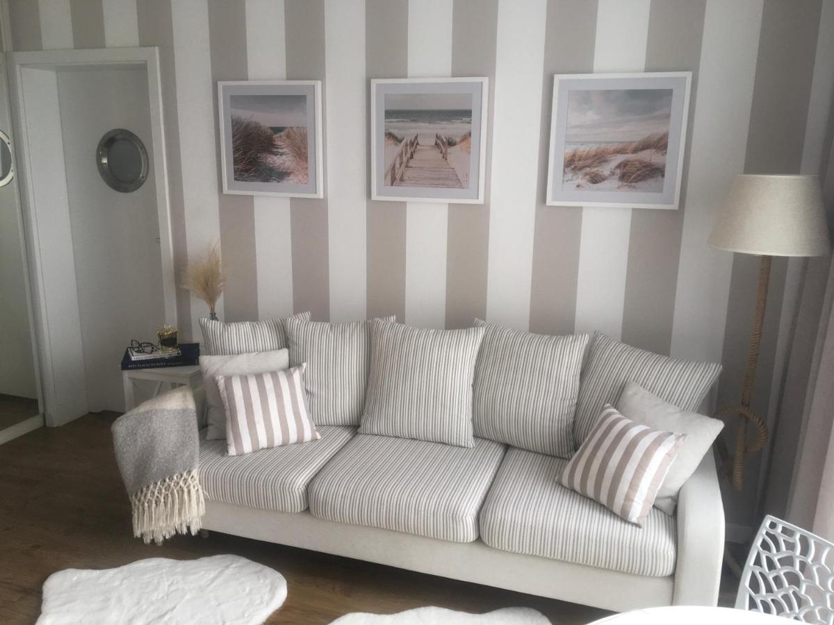 Apartament Marine Holiday Elbląg - winda -parking w hali garażowej Bagian luar foto