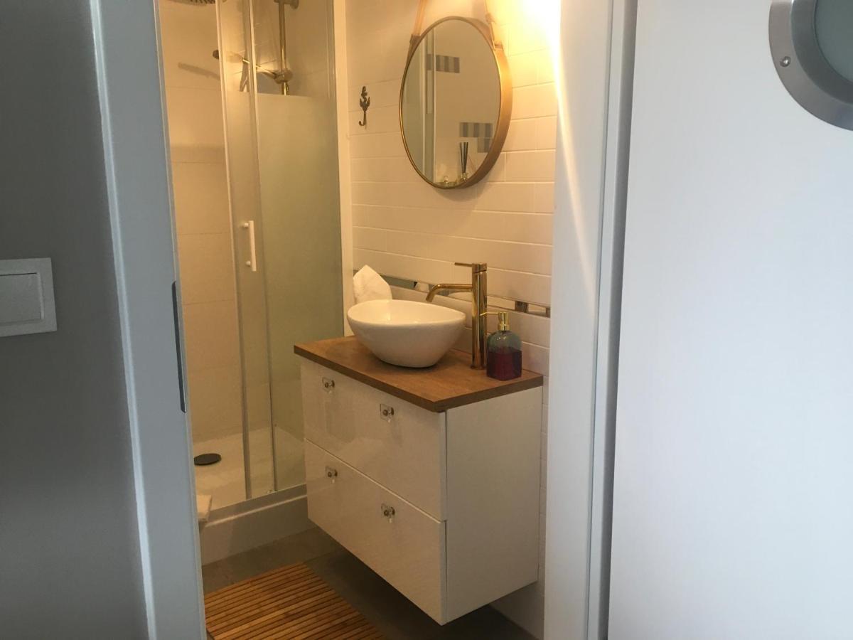 Apartament Marine Holiday Elbląg - winda -parking w hali garażowej Bagian luar foto