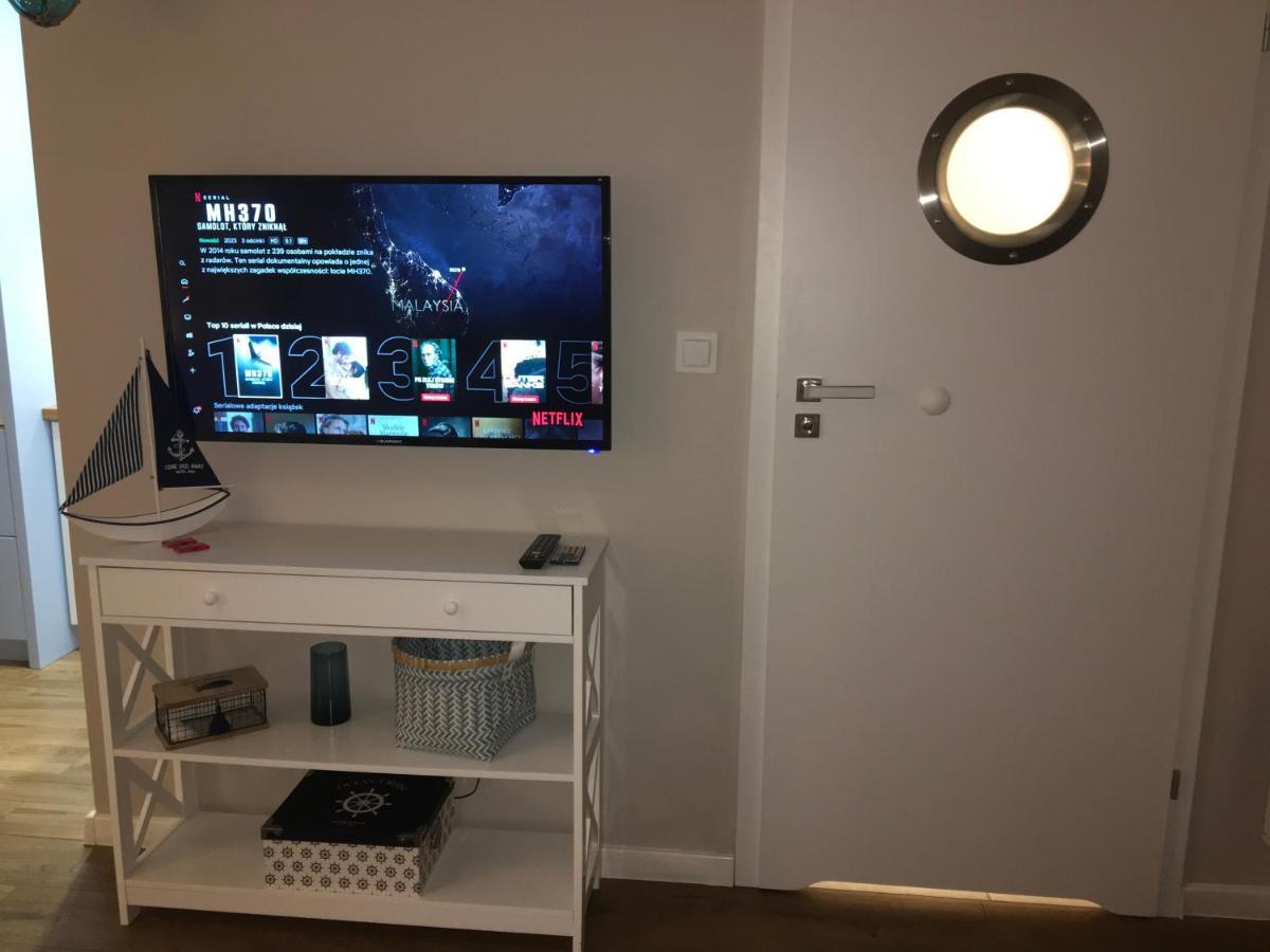 Apartament Marine Holiday Elbląg - winda -parking w hali garażowej Bagian luar foto